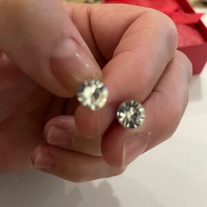 Elegant Silver Stainless steel zirconia stud earrings 1ct each